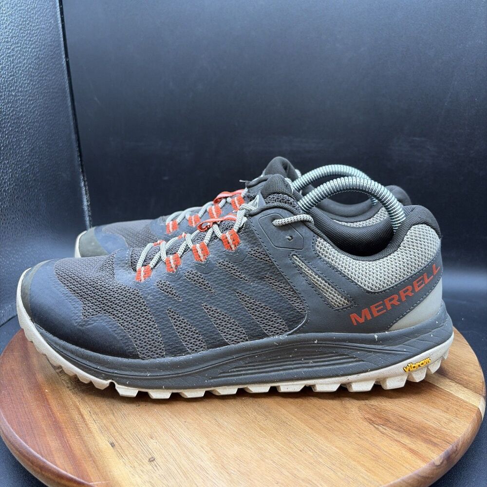 Merrell Nova 2 Mens Size 9 Trail Running Shoes Black Grey Sneakers J066717